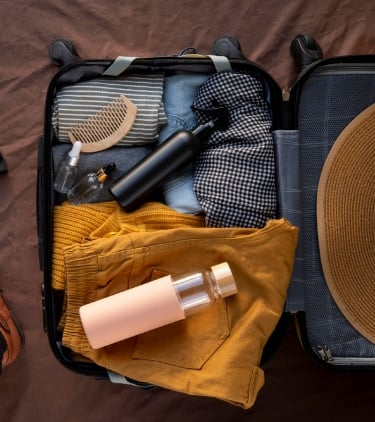 30+ Useful Things to Pack for a Trip for First-Time Travellers in 2024